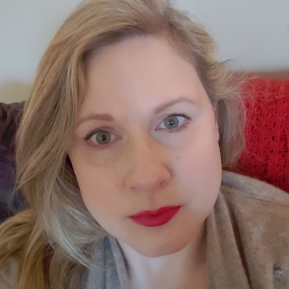 Meet your Posher, Jennifer